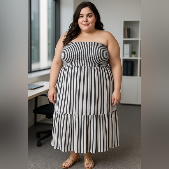 B2554- TS Convertible Smocked Skirt Dress Riviera Stripe Silver 3X (24W–26W) NWT - Picture 1 of 9